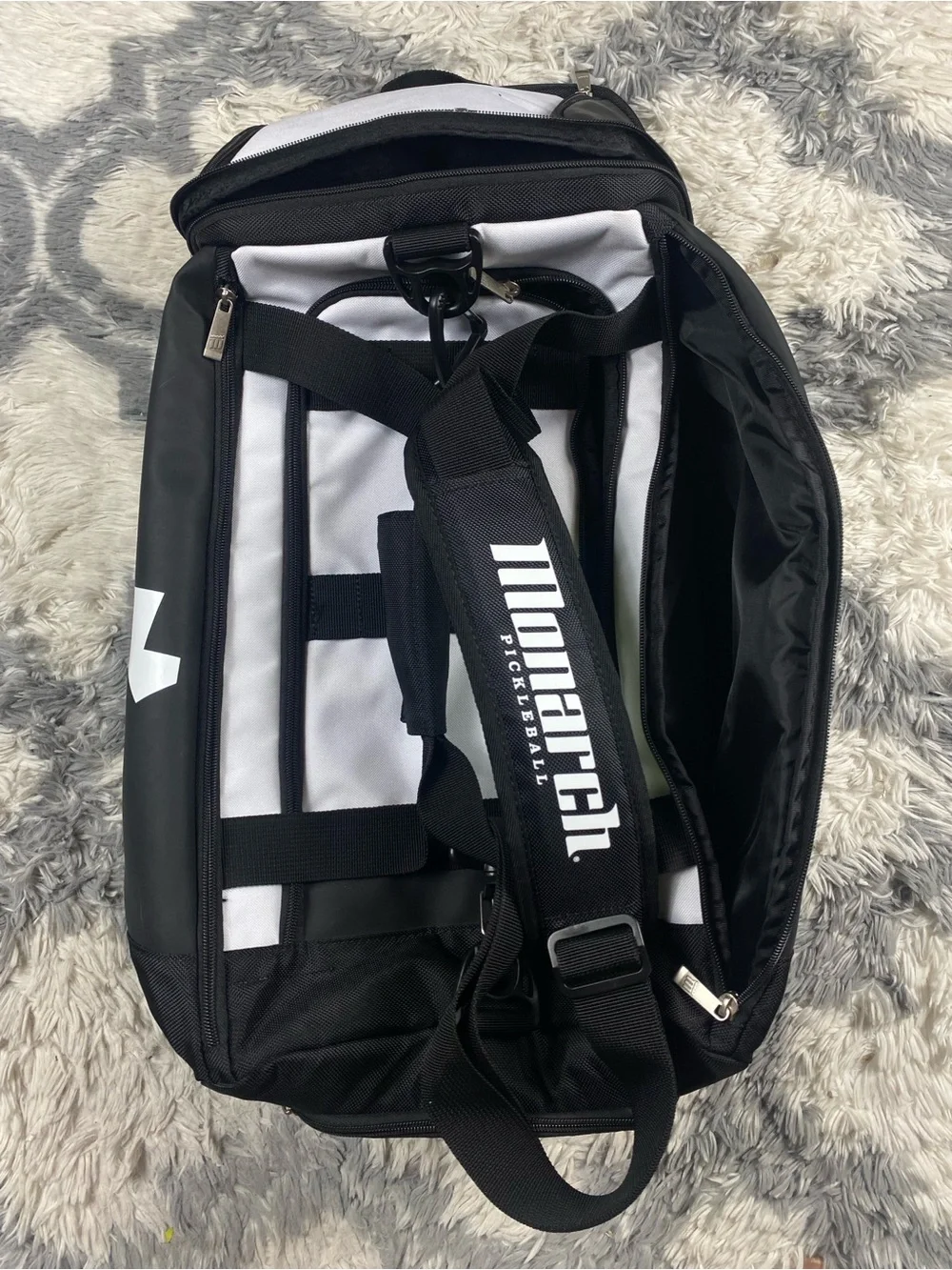 Used Monarch Duffel Bag Backpack Pickleball carrier Great Condition
